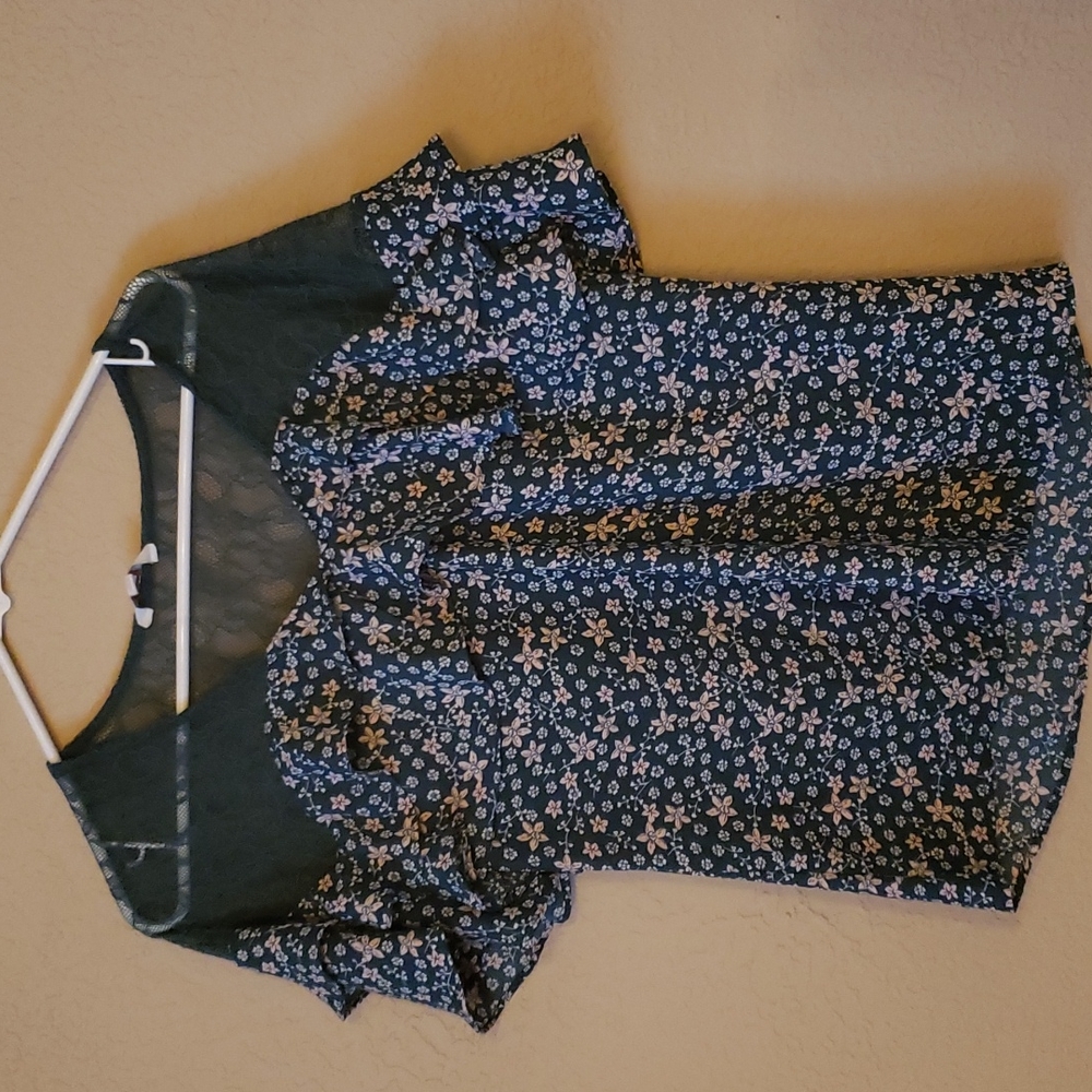 Size M Hunter Green ruffle blouse with lace top